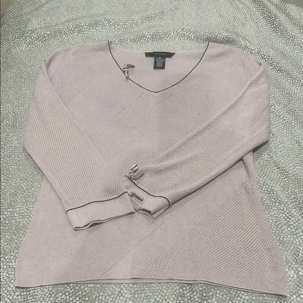 Jones Wear Pink V-Neck Knit Sweater